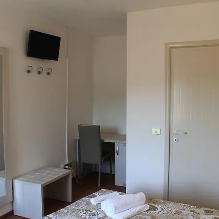 Pensionat Vacanze In Torre *
