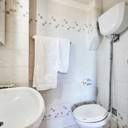 Gæstehus Vacanze In Torre 3*